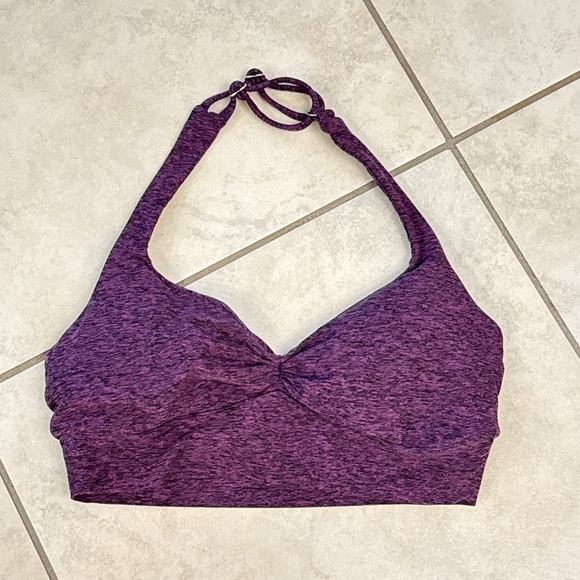 Backless Bra - Picture 3 of 6